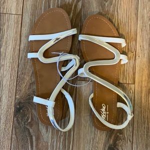 NWOT Brand New statement sandals